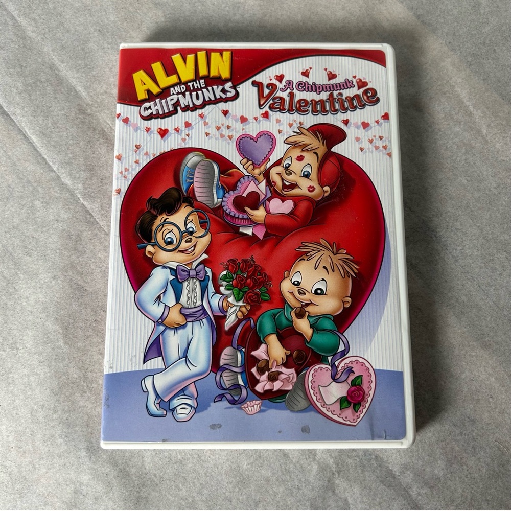 Alvin and the Chipmunks - A Chipmunk Valentine (DVD, 2009) good used condition